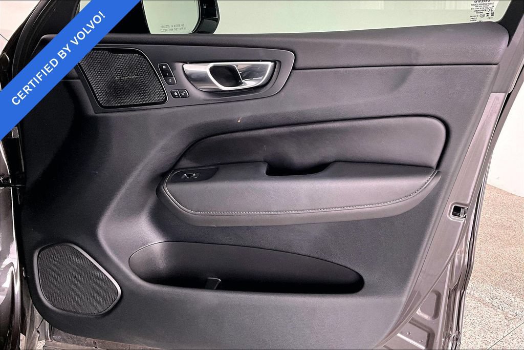 Certified 2023 Volvo XC60 T8 Ultimate w/ Climate Package AWD/4WD image 22