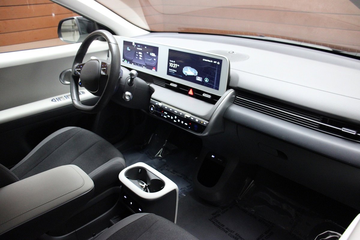 Used 2024 Hyundai Ioniq 5 SEL AWD/4WD image 7