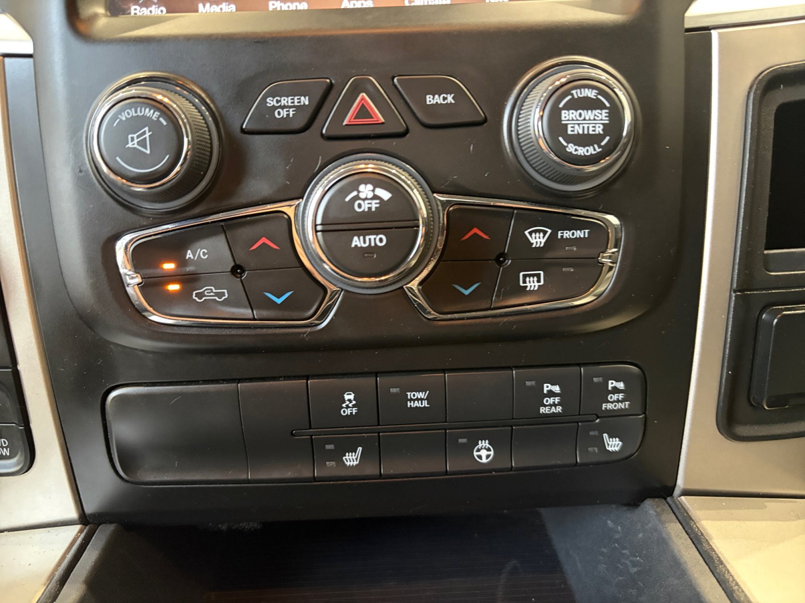 Used 2017 RAM 1500 Big Horn AWD/4WD image 24