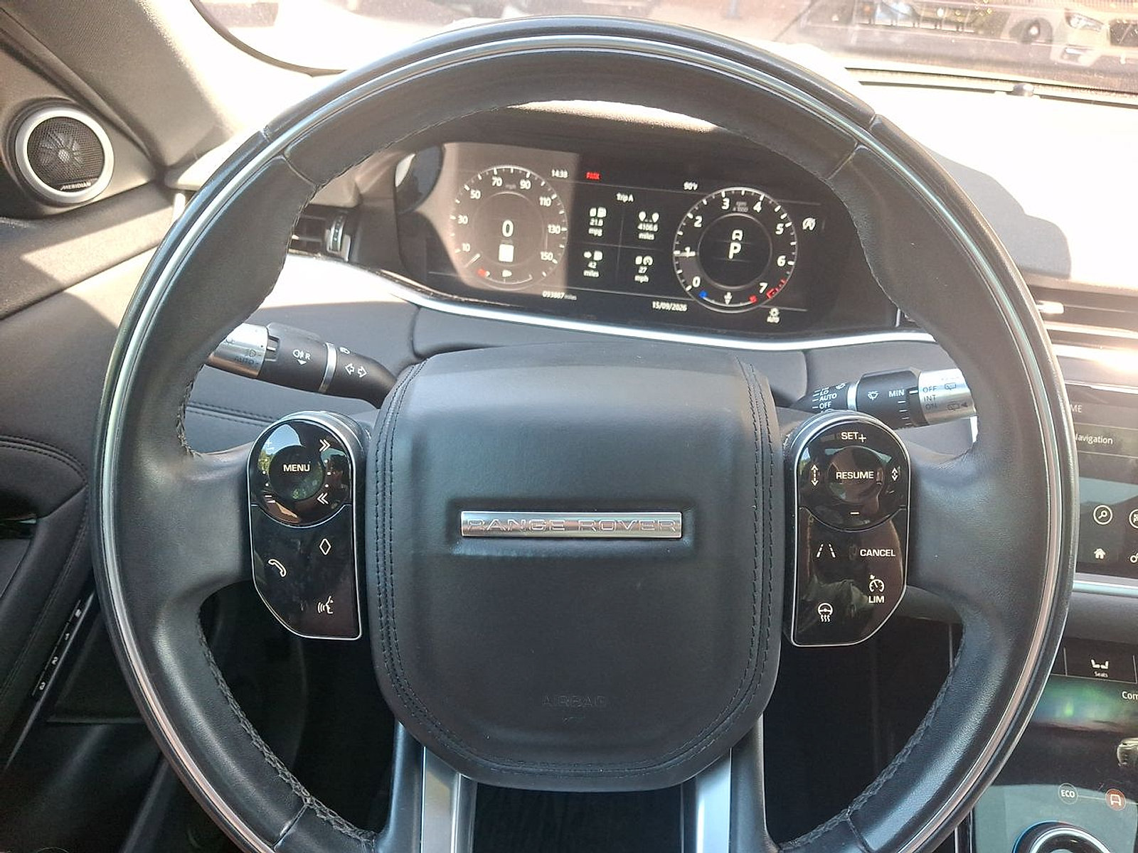 Used 2020 Land Rover Range Rover Evoque SE AWD/4WD image 16