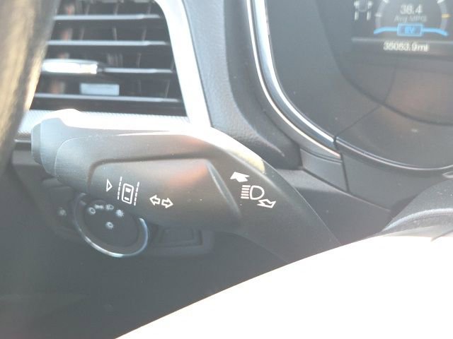 Used 2020 Ford Fusion SE image 45