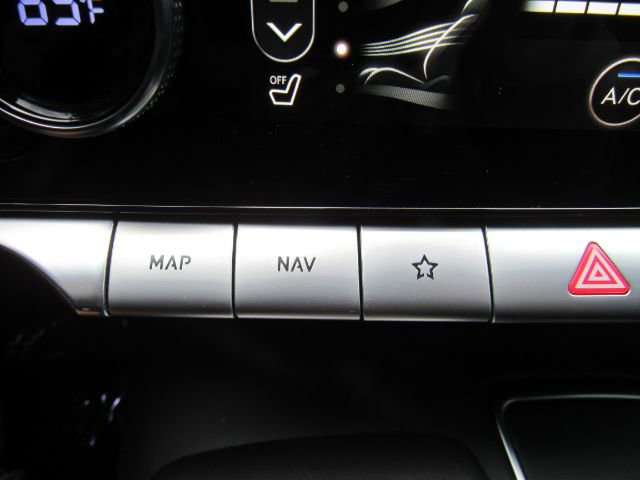 Used 2022 Genesis GV70 2.5T image 50