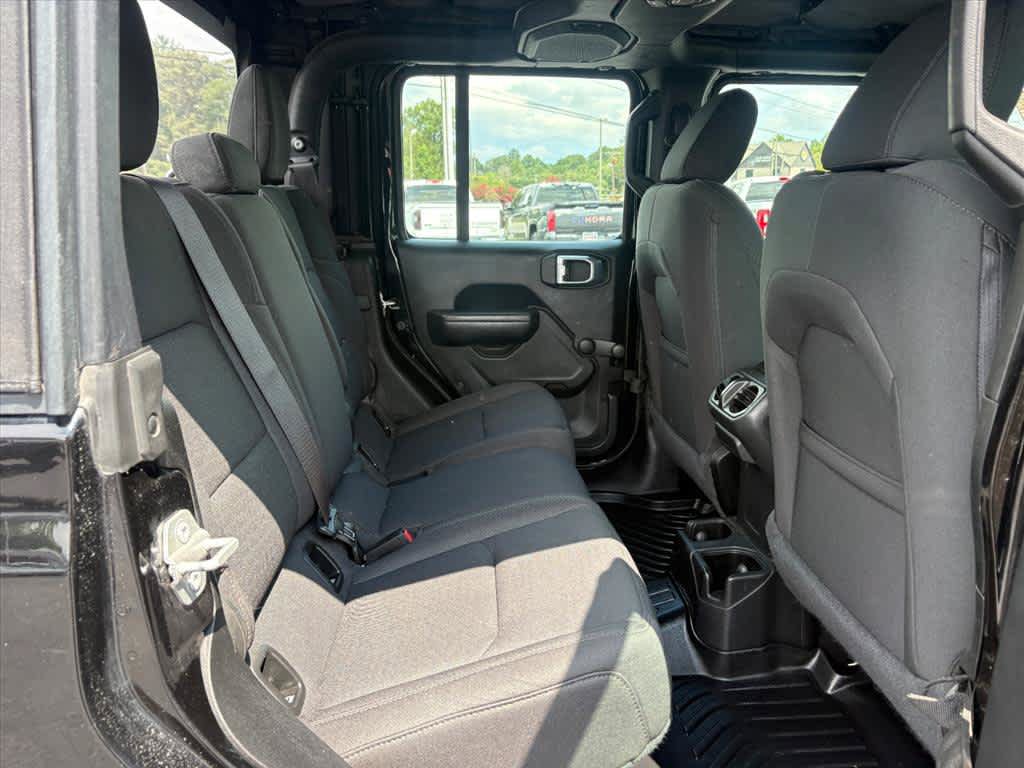 Used 2022 Jeep Gladiator Sport AWD/4WD image 7