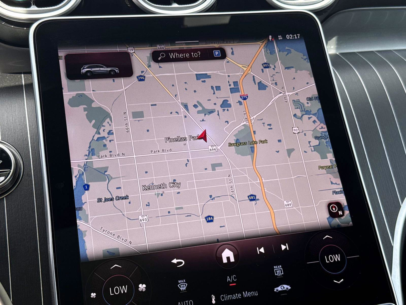 Certified 2025 Mercedes-Benz GLC 350e 4MATIC image 23