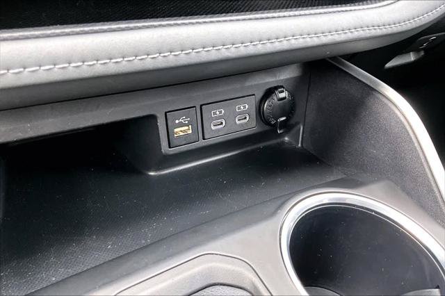 Certified 2024 Toyota Highlander LE FWD image 31