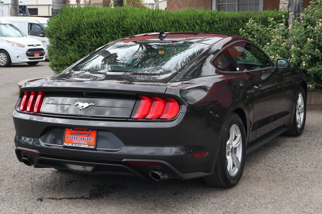 Used 2023 Ford Mustang Coupe RWD image 9