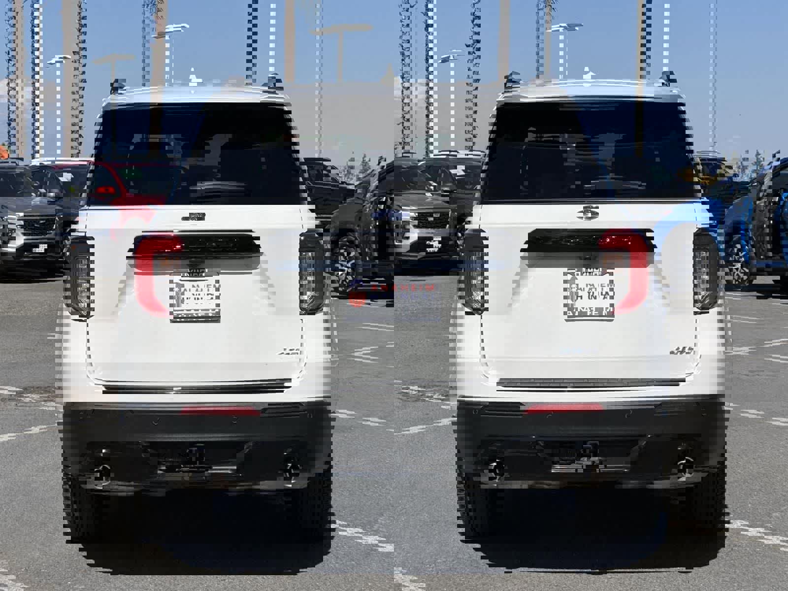 Used 2024 Ford Explorer ST-Line w/ Class IV Trailer Tow Package image 4