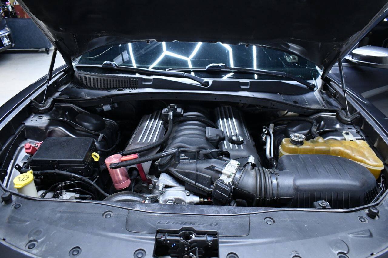 Used 2021 Dodge Charger Scat Pack w/ Navigation & Travel Group RWD image 11