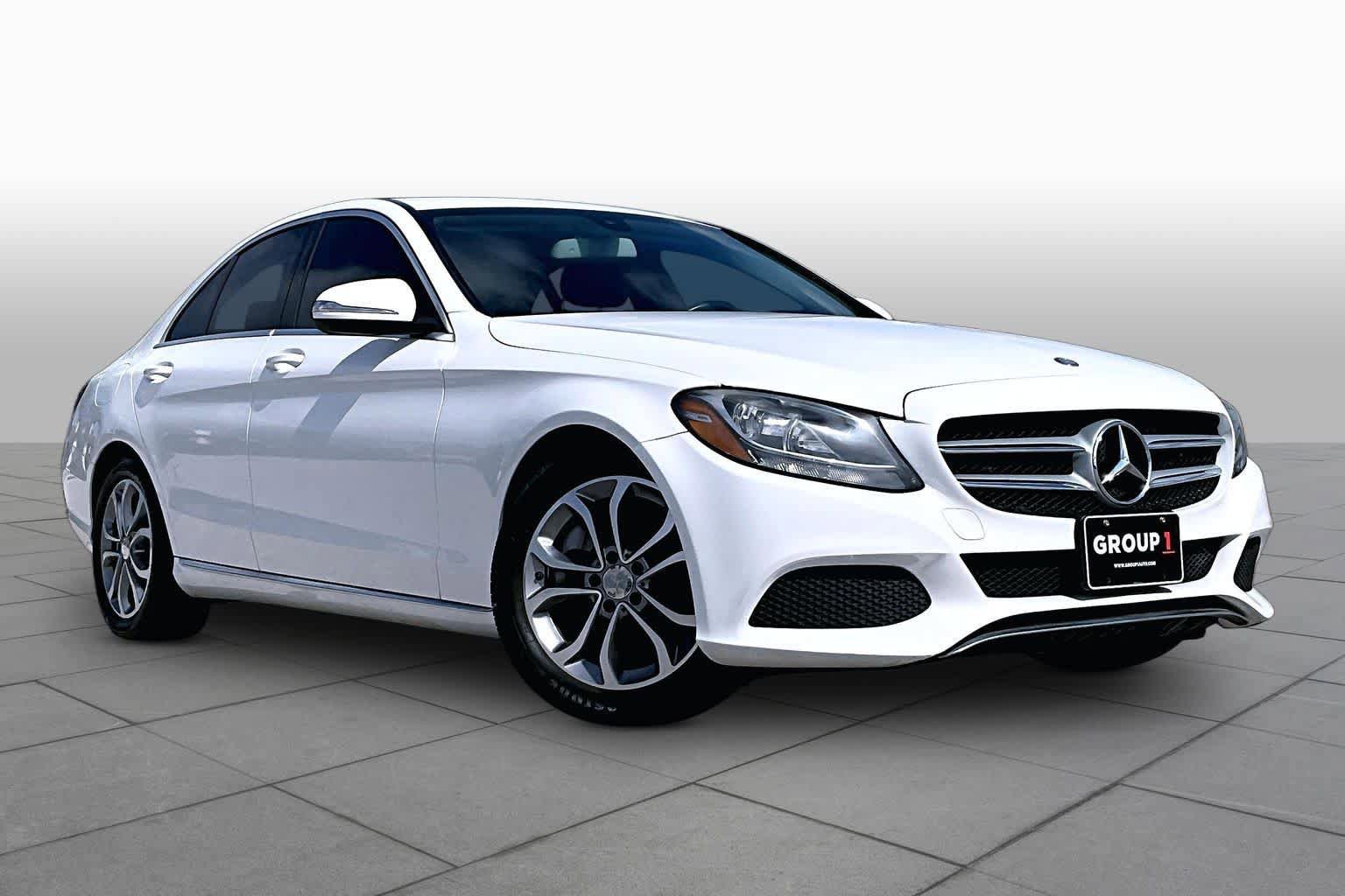Used 2015 Mercedes-Benz C 300 Sedan image 3