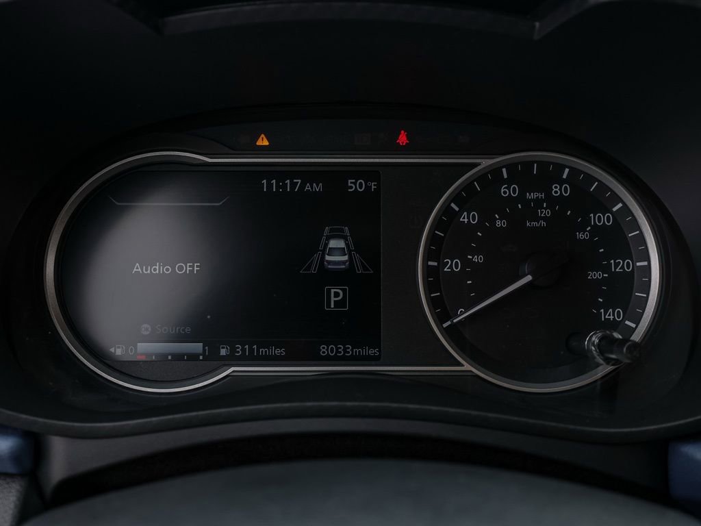 Used 2025 Nissan Versa SV w/ Trunk Package image 27