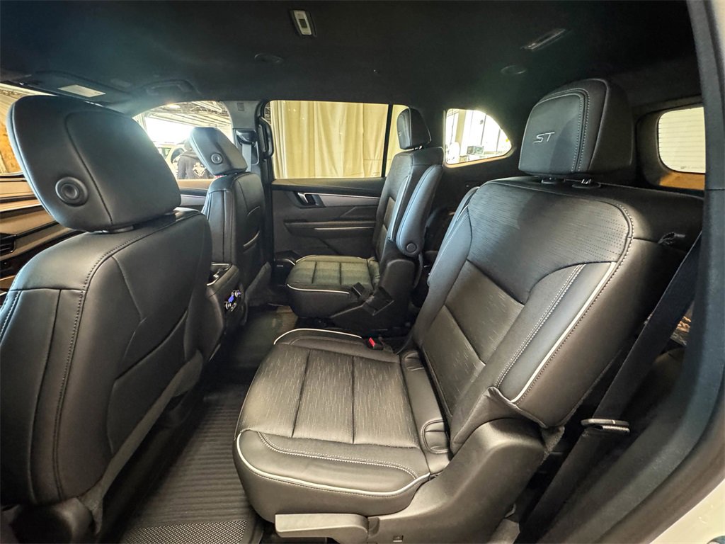 New 2026 Buick Enclave Sport Touring w/ Power Package image 18