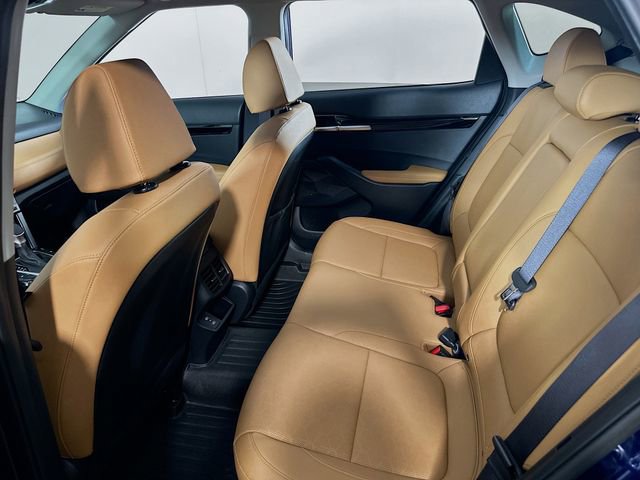 Used 2025 Kia Seltos EX w/ EX Sunroof Package image 17