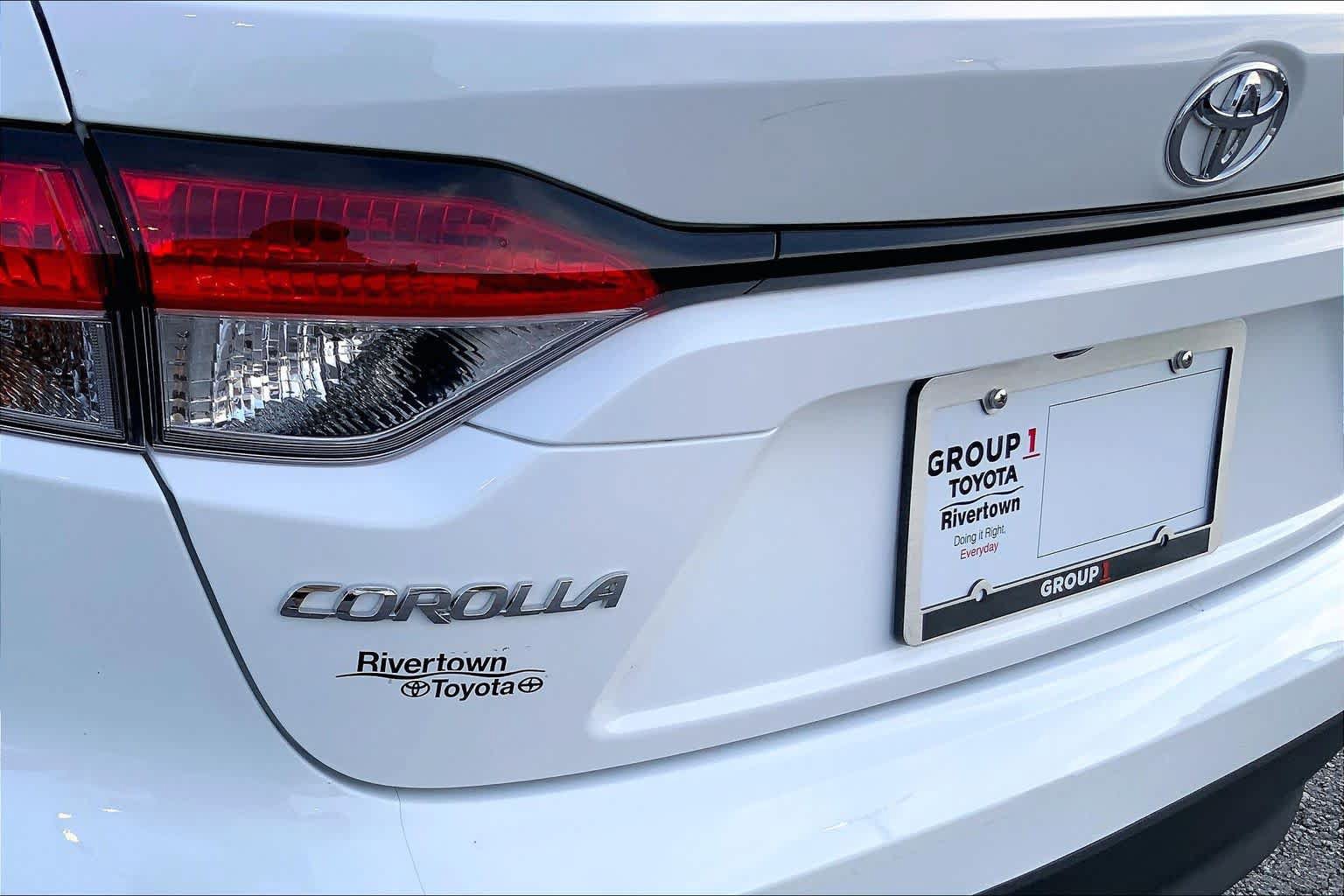 Used 2024 Toyota Corolla LE FWD image 28