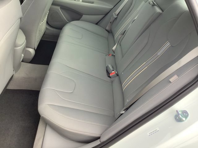 New 2026 Hyundai Elantra SEL Sport Premium FWD image 11