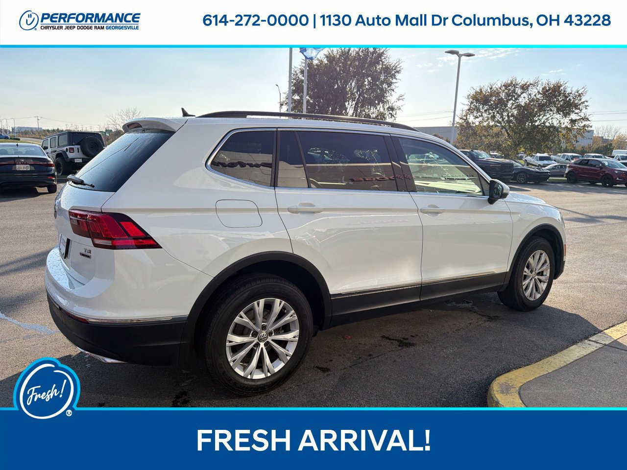 Used 2018 Volkswagen Tiguan SE w/ Panoramic Sunroof Package AWD/4WD image 11
