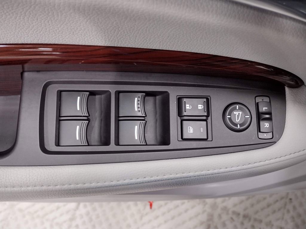 Used 2016 Acura MDX SH-AWD w/ Technology Package image 22