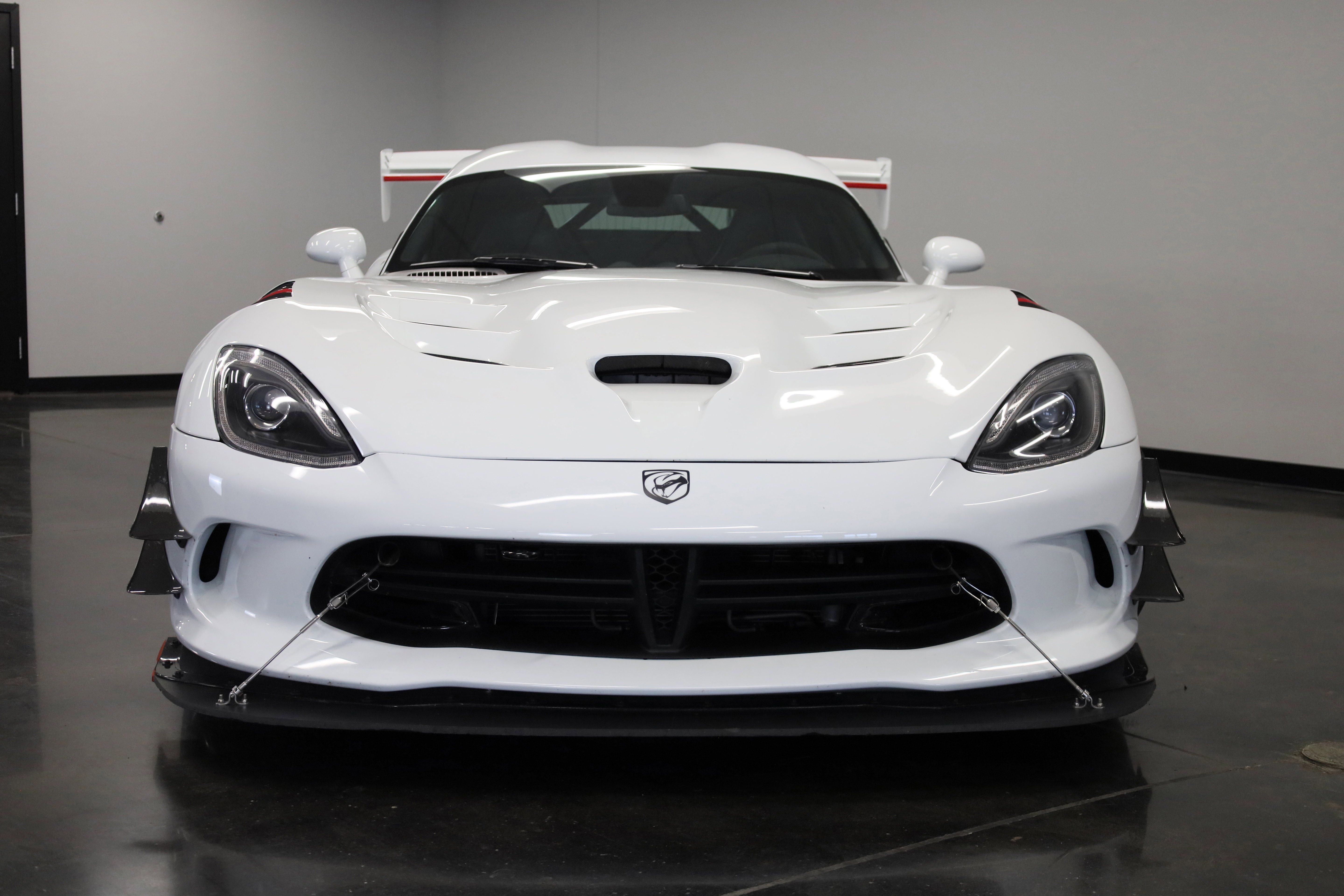 Used 2017 Dodge Viper ACR w/ Extreme Aero Package image 2