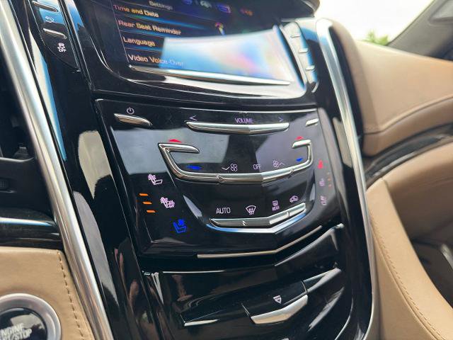 Used 2018 Cadillac Escalade Platinum AWD/4WD image 27