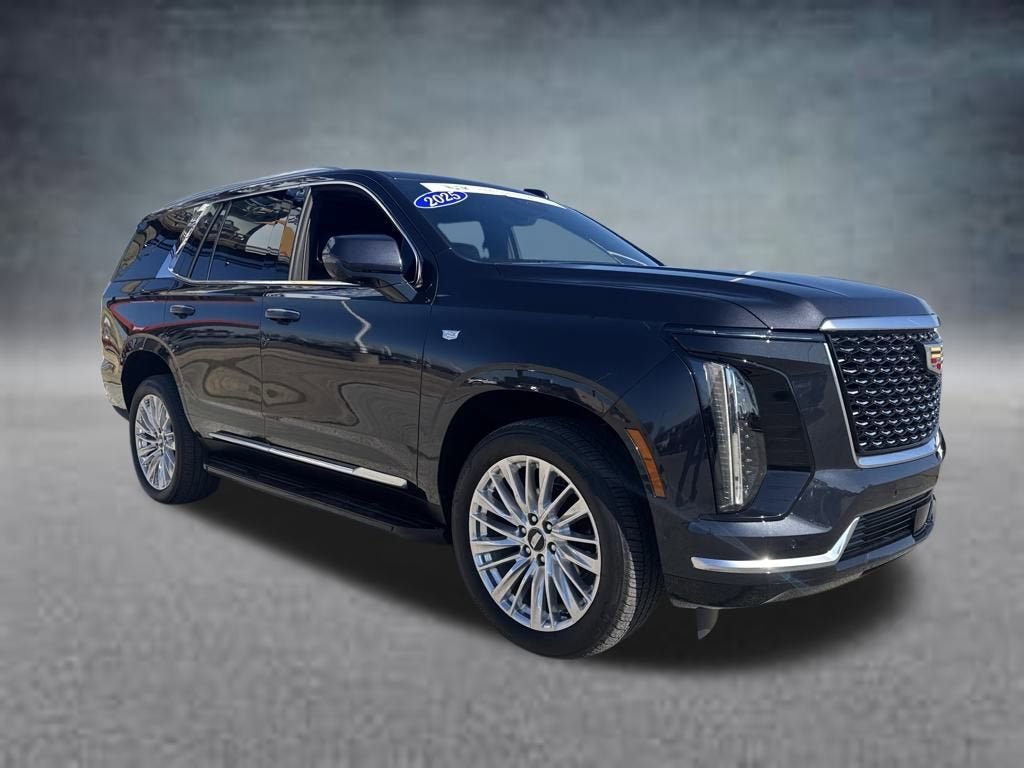Used 2025 Cadillac Escalade Premium Luxury AWD/4WD image 11