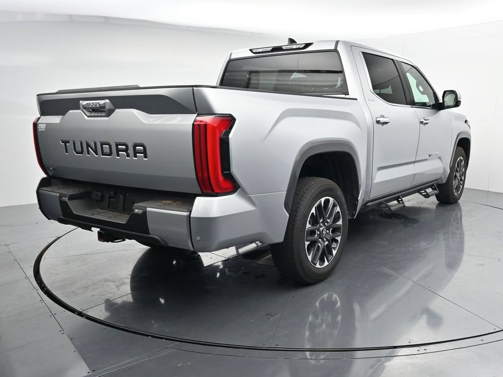 Used 2026 Toyota Tundra Limited AWD/4WD image 7