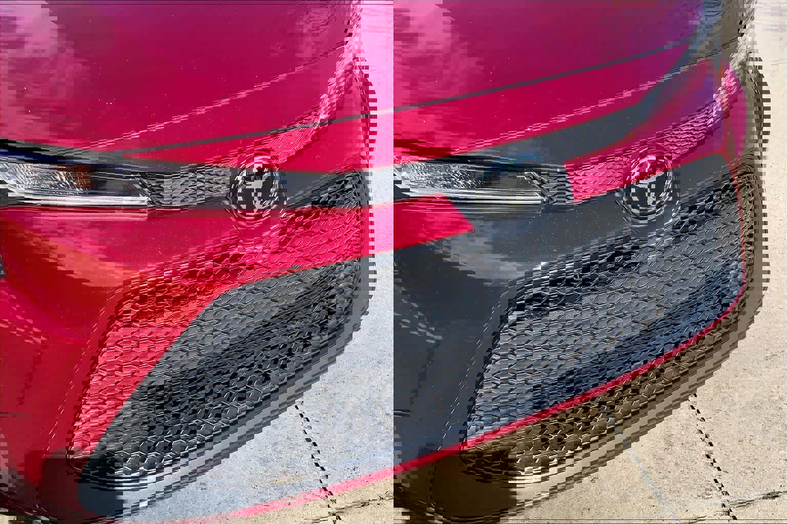 Used 2022 Toyota Corolla LE image 30