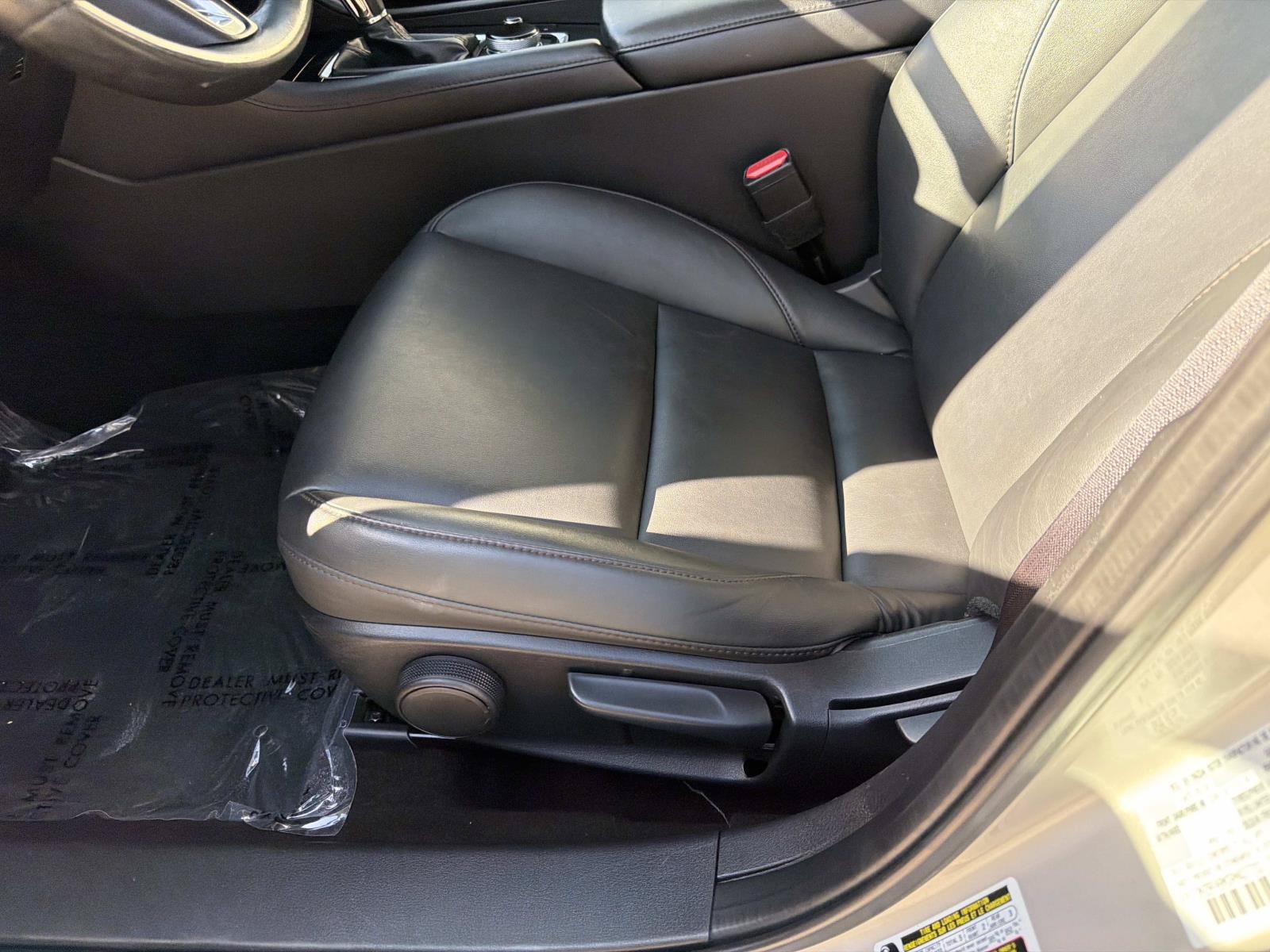 Used 2024 MAZDA MAZDA3 s FWD image 15