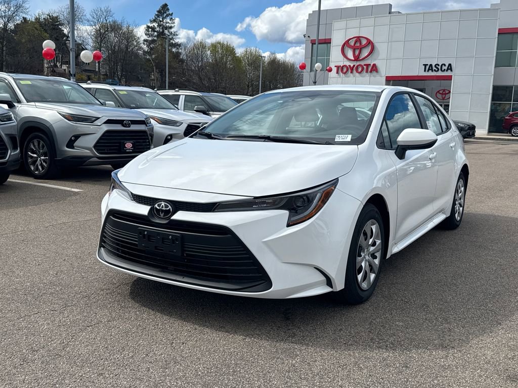 New 2026 Toyota Corolla LE FWD image 3