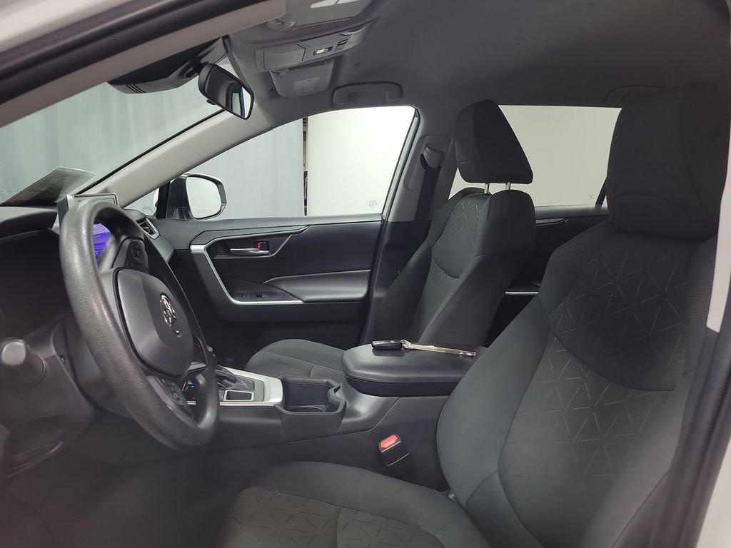 Used 2024 Toyota RAV4 XLE image 12