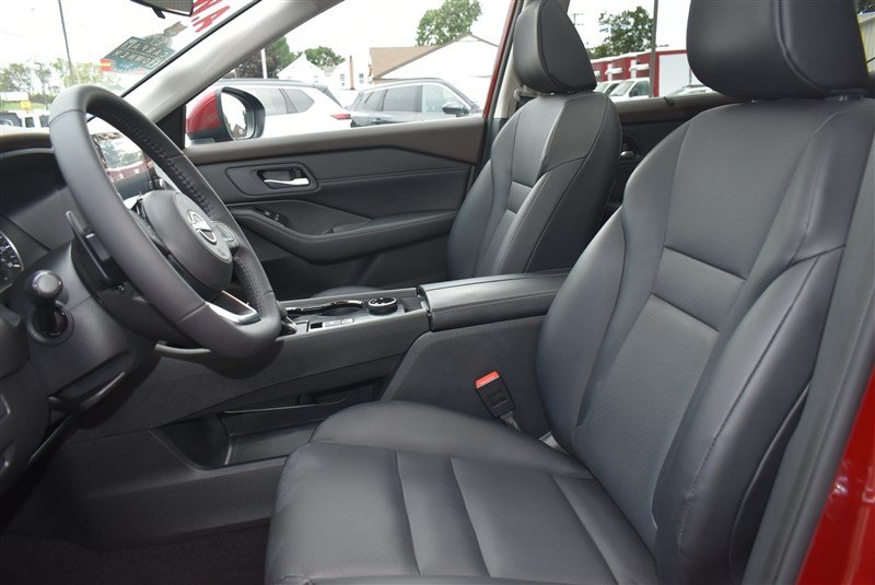 Used 2023 Nissan Rogue SV w/ SV Premium B Package AWD/4WD image 13