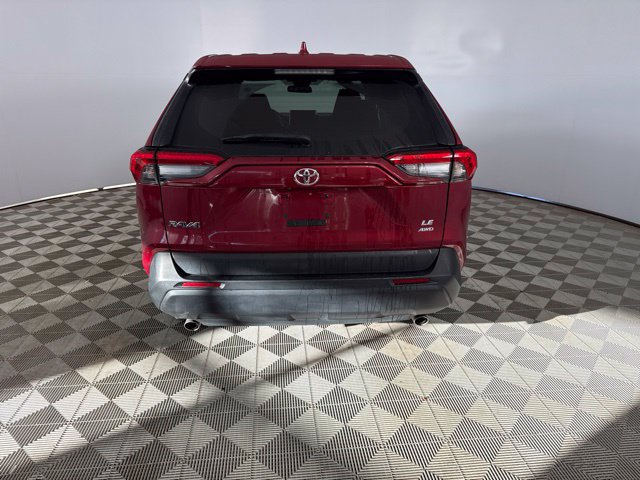 Certified 2023 Toyota RAV4 LE AWD/4WD image 6