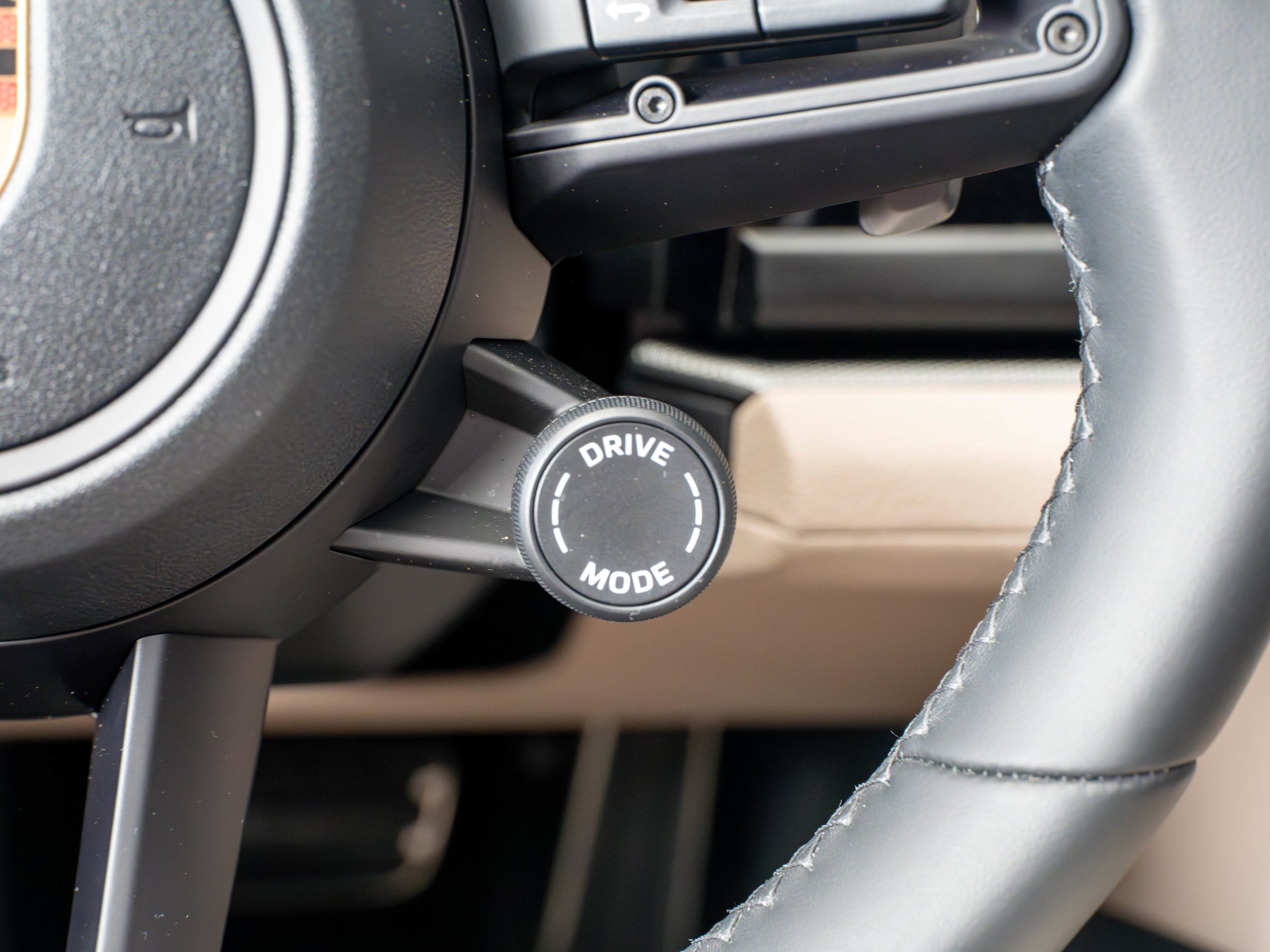 Certified 2024 Porsche Panamera 4 AWD/4WD image 28
