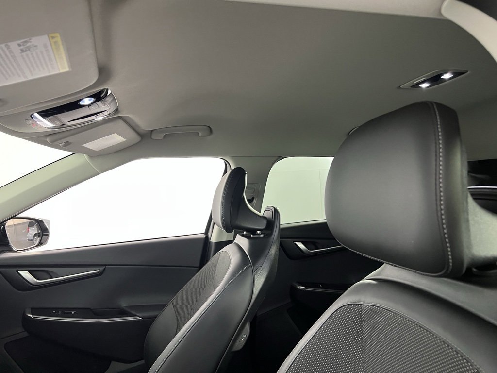 Used 2024 Kia EV6 Light image 25