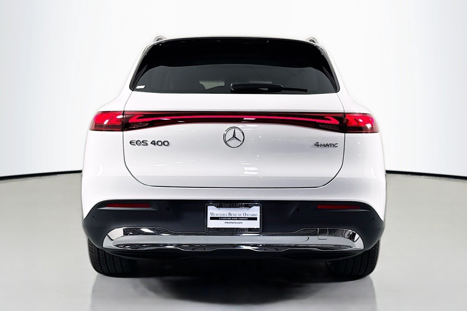 New 2026 Mercedes-Benz EQS 400 4MATIC SUV image 3