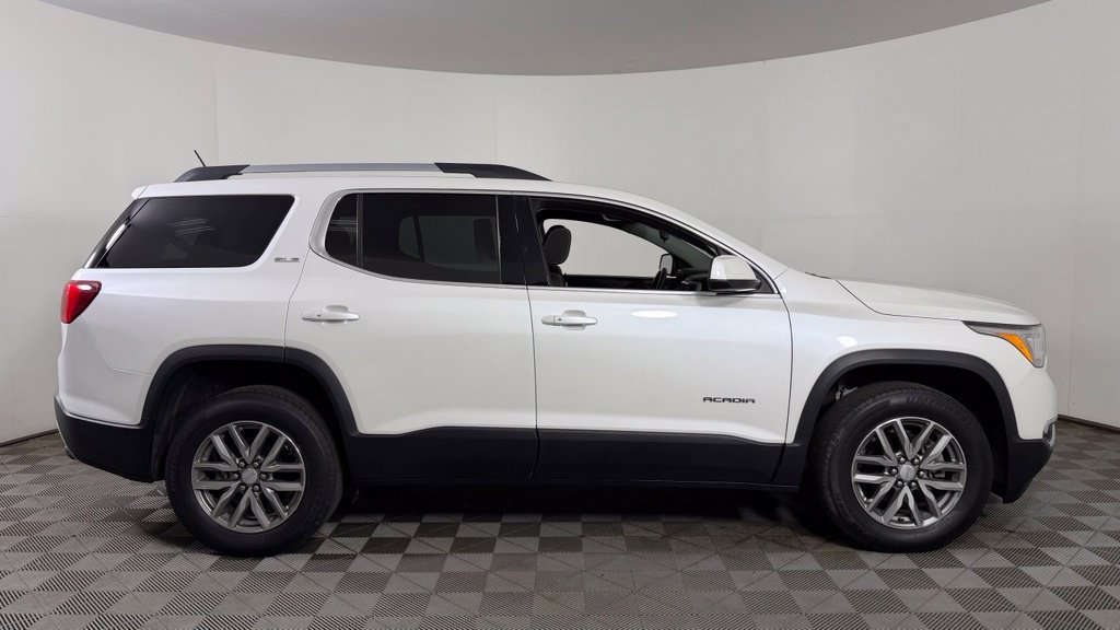 Used 2017 GMC Acadia SLE FWD image 10