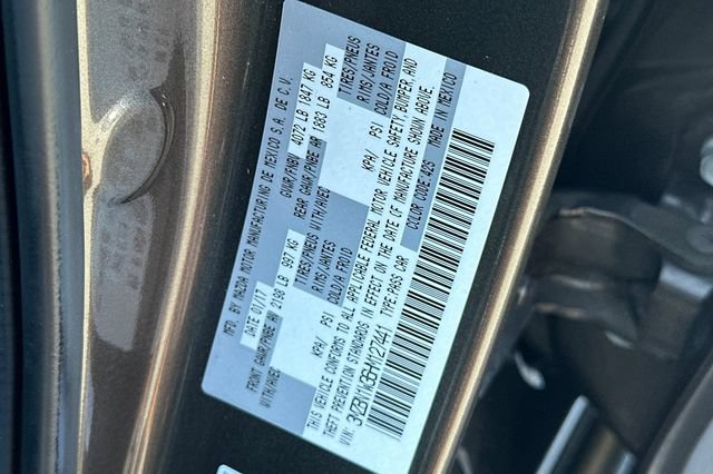 Used 2017 MAZDA MAZDA3 Grand Touring FWD image 32