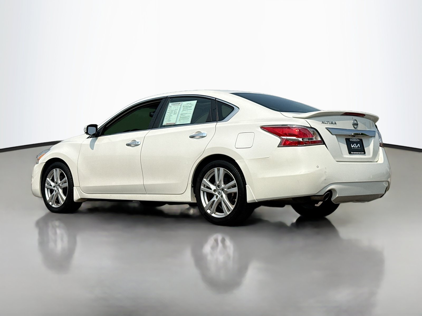 Used 2015 Nissan Altima 3.5 SL FWD image 12