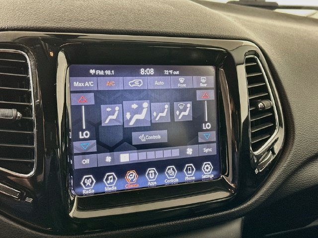 Used 2019 Jeep Compass Limited AWD/4WD image 19