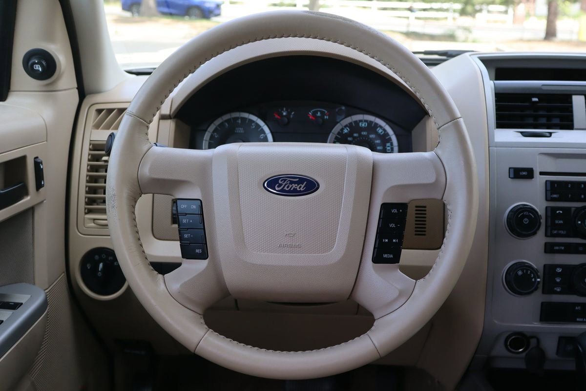Used 2012 Ford Escape XLT AWD/4WD image 17