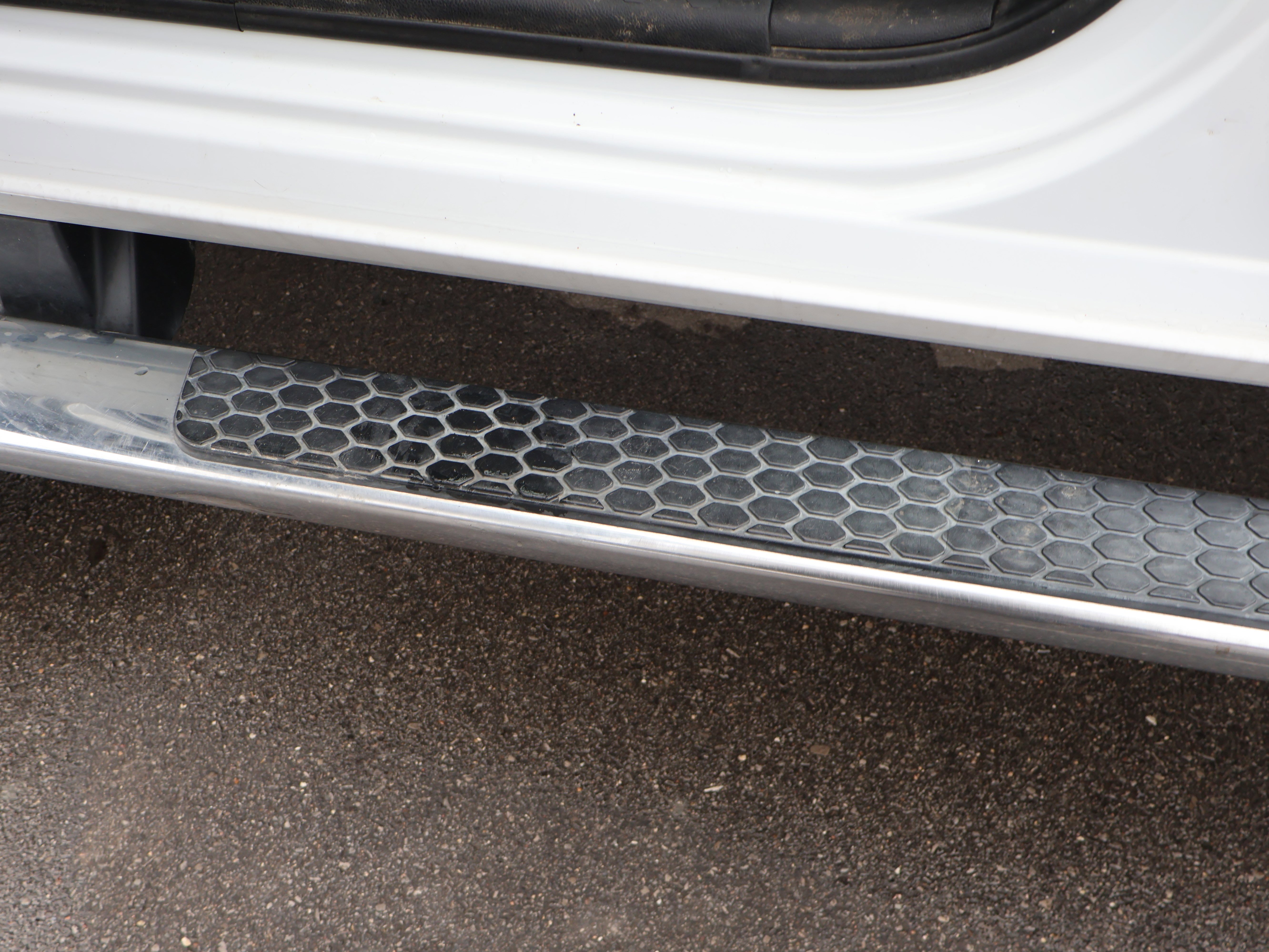 Used 2016 RAM 2500 SLT image 23