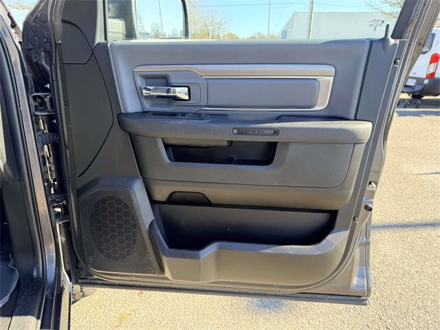 Used 2023 RAM 1500 Classic SLT image 8