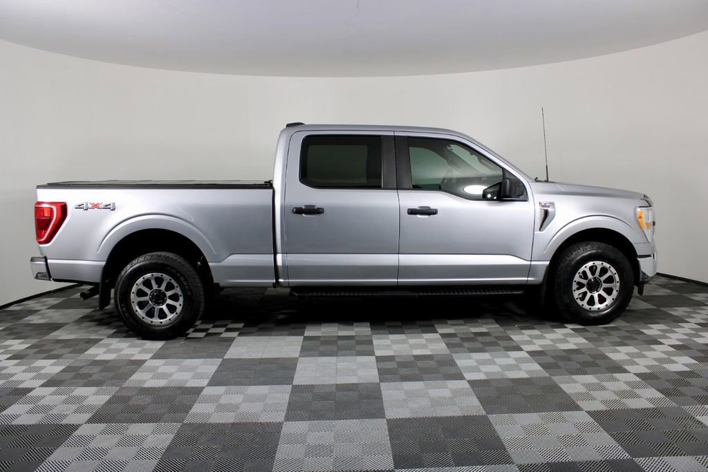 Used 2022 Ford F150 XLT w/ Trailer Tow Package image 10