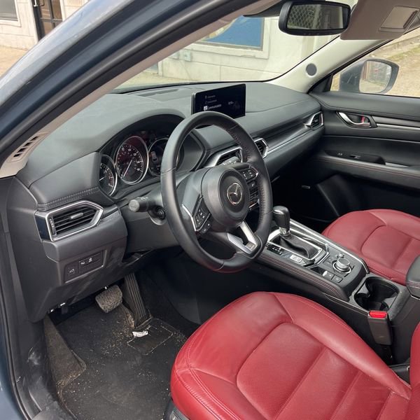 Used 2023 MAZDA CX-5 Carbon Edition image 9