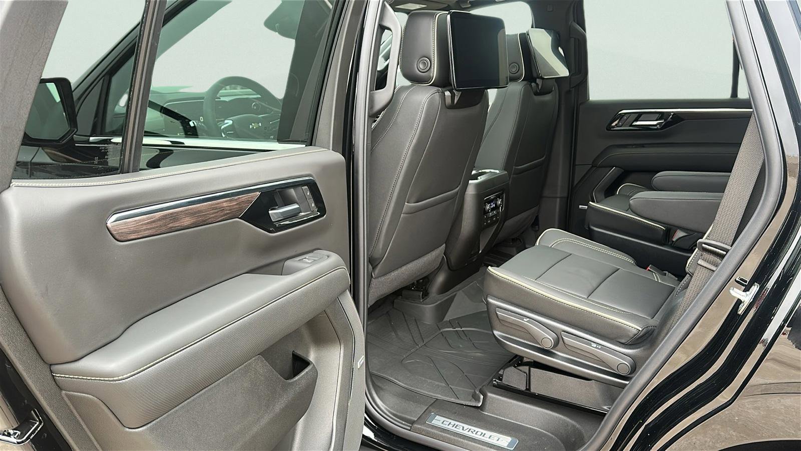 New 2026 Chevrolet Tahoe Premier image 25