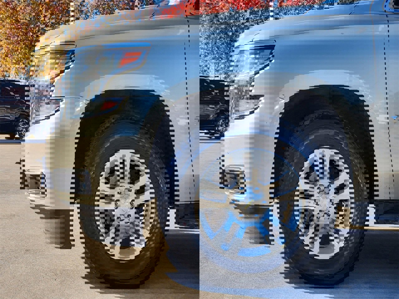 Used 2015 Chevrolet Tahoe LT w/ Luxury Package image 8