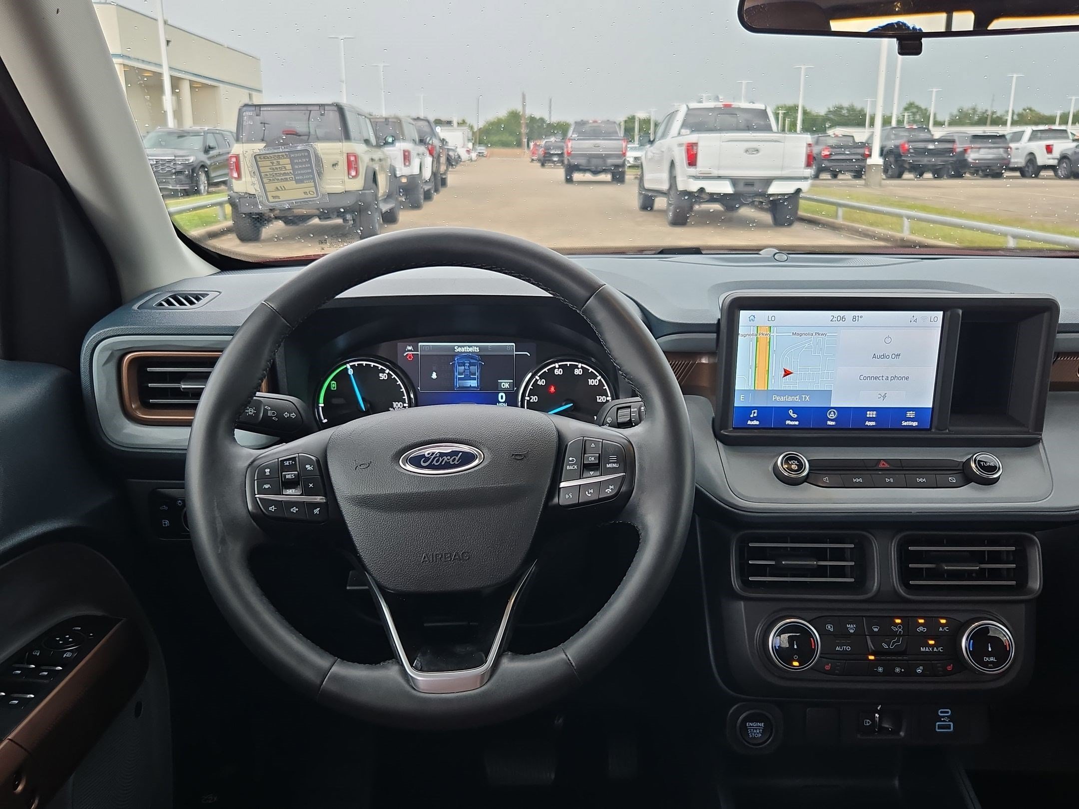 Used 2024 Ford Maverick Lariat FWD image 29