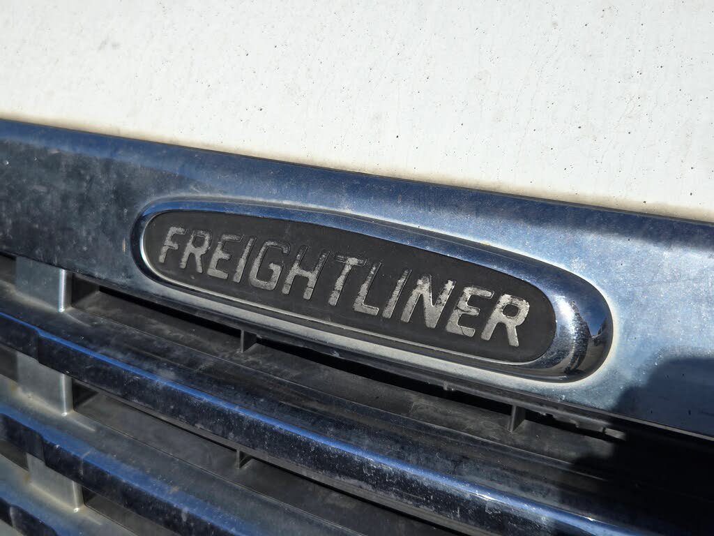 Used 2007 Freightliner Sprinter 2500 RWD image 3