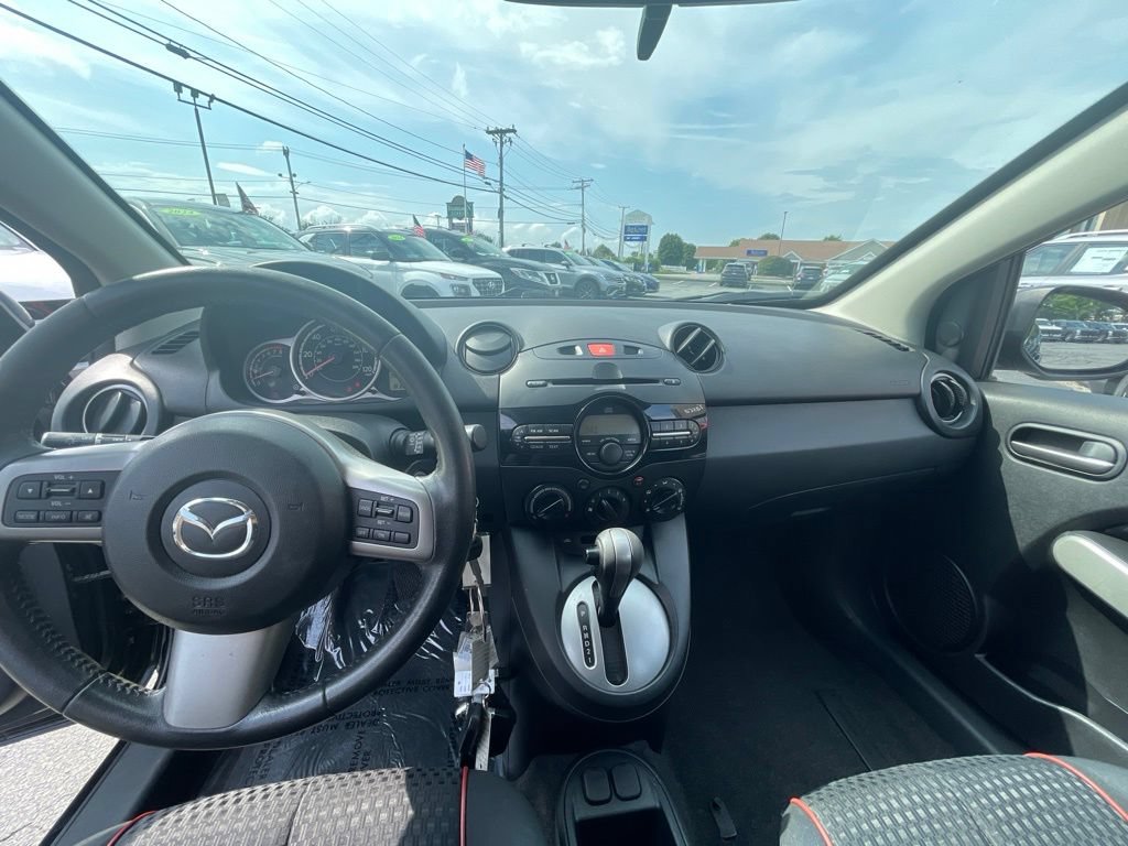 Used 2011 MAZDA MAZDA2 Touring FWD image 25