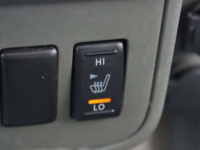 Used 2016 Nissan Frontier SL w/ Moonroof Package image 8