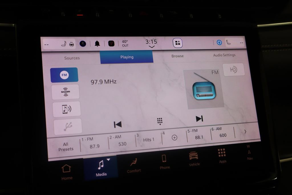 Used 2024 Jeep Grand Cherokee Limited w/ Luxury Tech Group II image 33