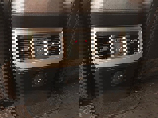 New 2025 Ford F250 Lariat w/ Lariat Ultimate Package image 33